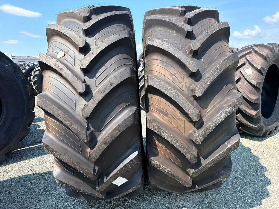 OCAZIE TAURUS Cauciucuri tractor 710/70r38 si fata 600/65r28 anvelope tractor John Deere Fendt Case IH New Holland Massey Ferguson Deutz-Fahr Valtra