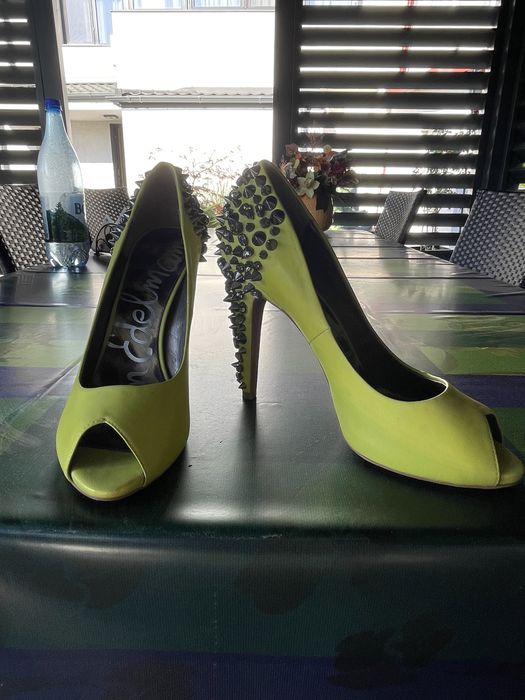 Pantofi Sam Edelman, cu ținte si strasuri!Mar.39.5!