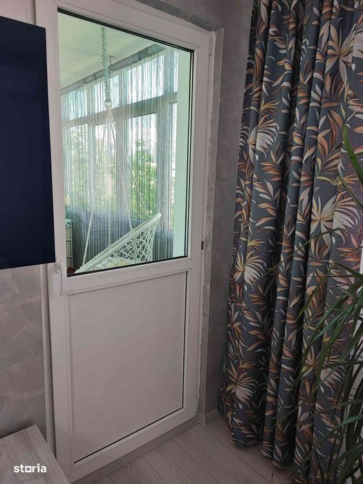 Apartament 3 camere, Eremia Grigorescu, etaj 4/4, bloc cu acoperis