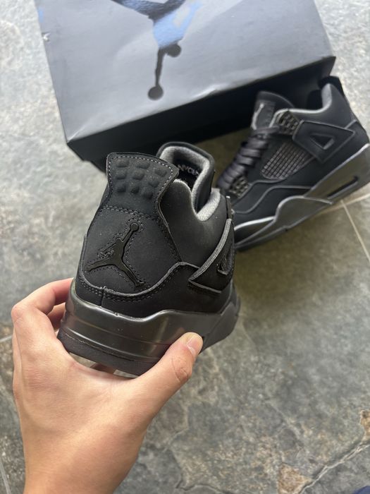 Jordan 4 Black Cat marimea 41