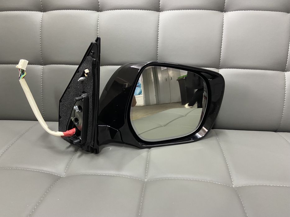 Зеркало Lexus LX 570 / 16-20г