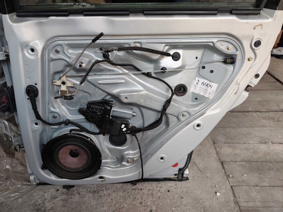 Части за Пасат Б5