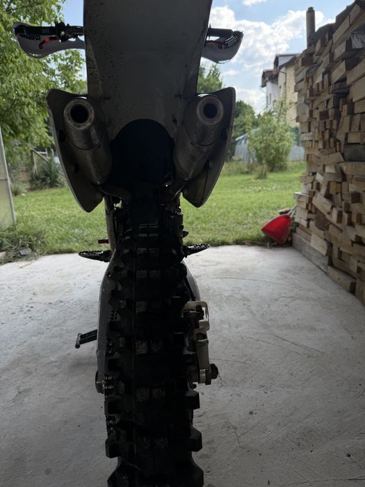 Продавам honda crf250r