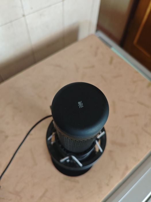 Микрофон HyperX QuadCast S