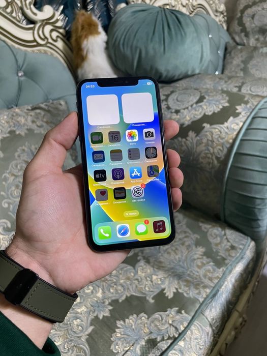 Срочно продам телефон iPhone XS Max 64Gb