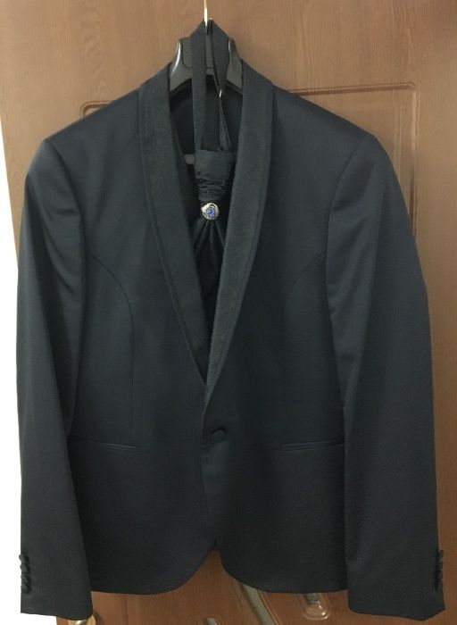 Costum mire, sacou+pantalon+vesta+cravata