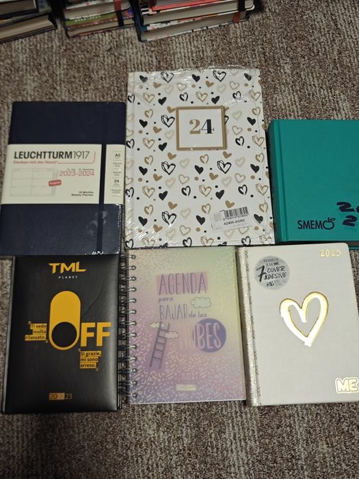 Agendă ani 2022 2023 2024