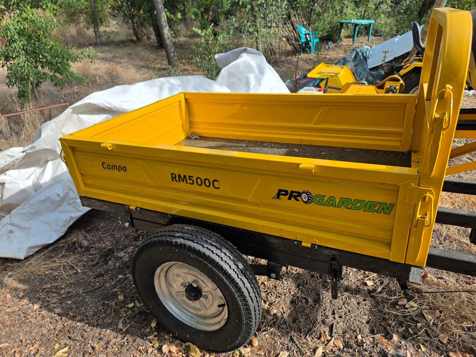 Motocultor 4X4 cu accesorii de grădină