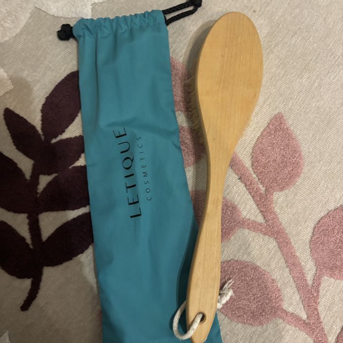 Антицелюлитная щетка Letique