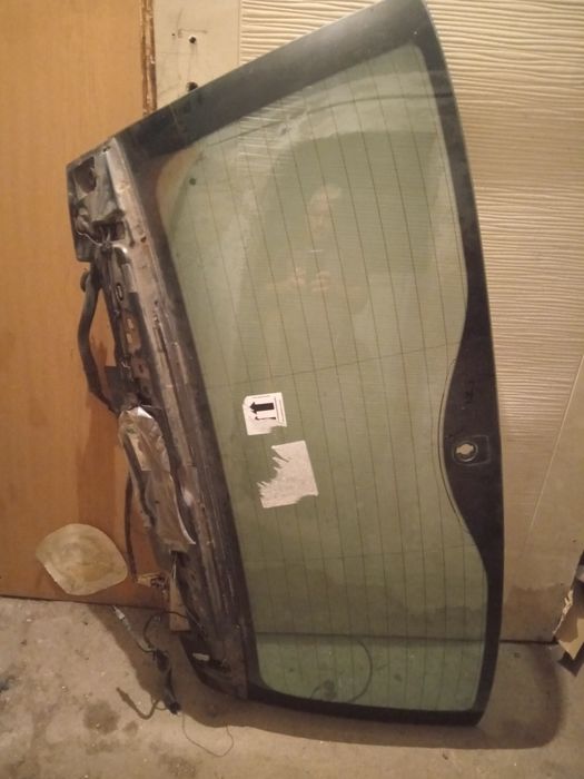 Задно стъкло BMW е46