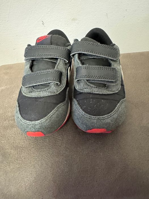 Nike marimea 26 in conditii bune.