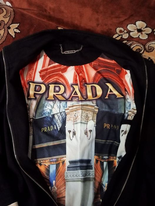 Спортивная кофта "PRADA" оригинал