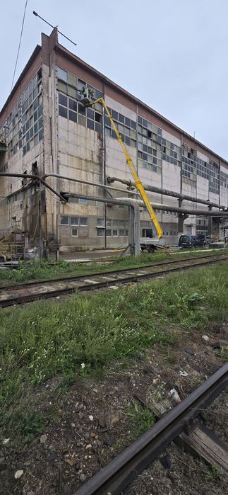 Închiriez Nacela/PRB 30m  pentru lucru la înălțime