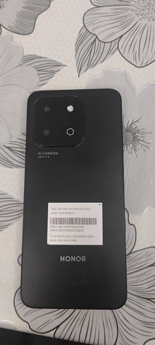 Хонор  х6б 2сим карти 4+4рам