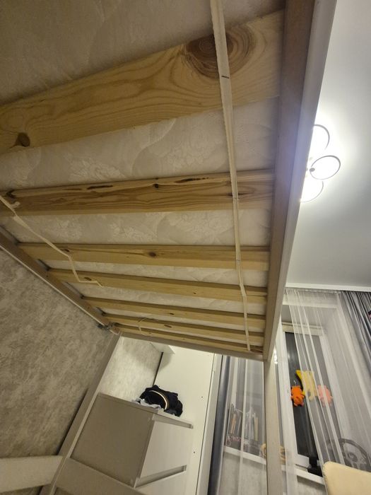 Кровать двухъярусная