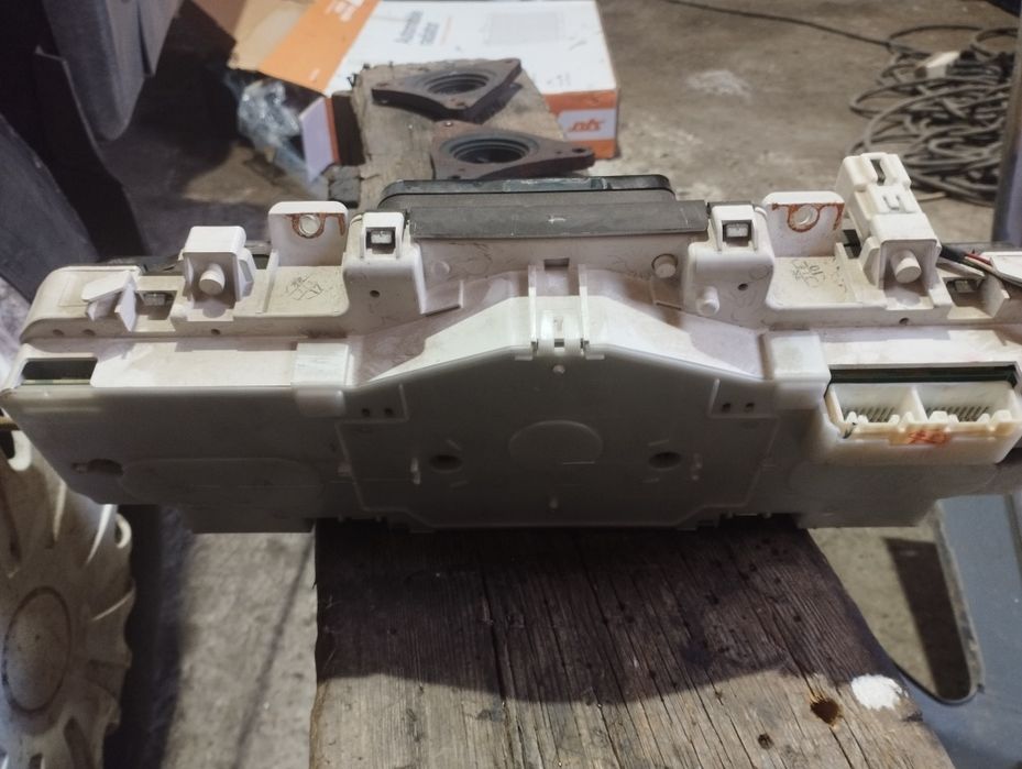 Щиток приборов на лексус