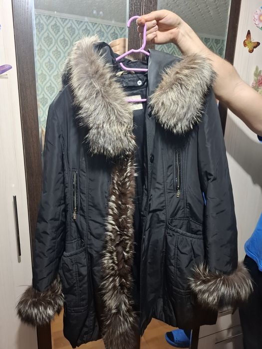 Продам пуховик..