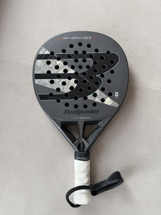Vand racheta Bullpadell Hack 04 Hybrid 2026