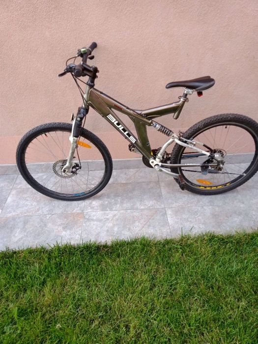 Bicicletă MTB BULLS – stare foarte bună, gata de traseu