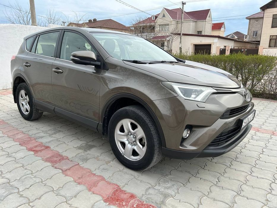 Toyota Rav4. Европеец.