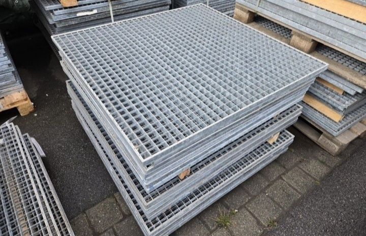Grătare zincate galvanizate