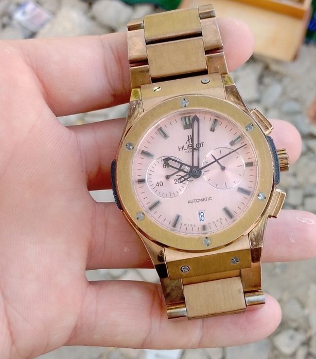 Hublot продаётся хорошим состояние
