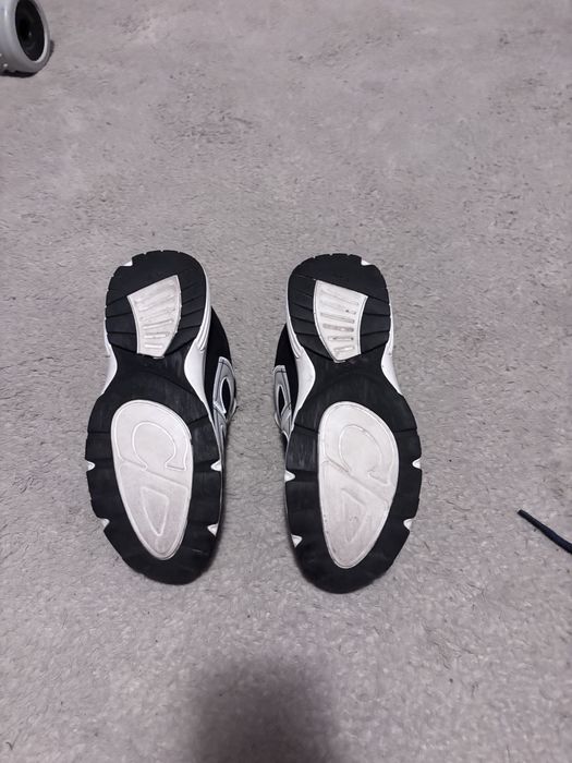 Dior B30