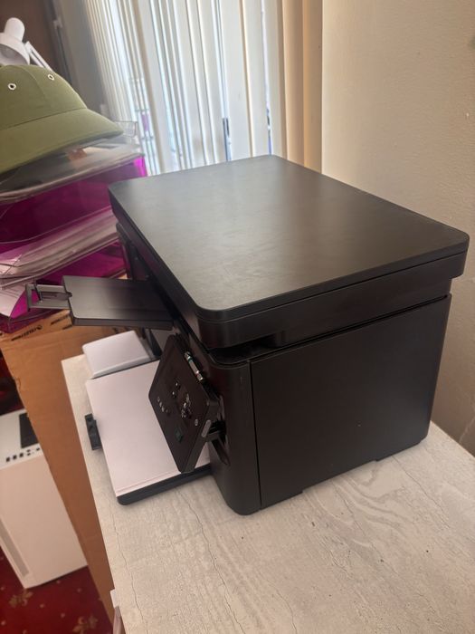 приниер HP LaserJet Pro MFP M125a