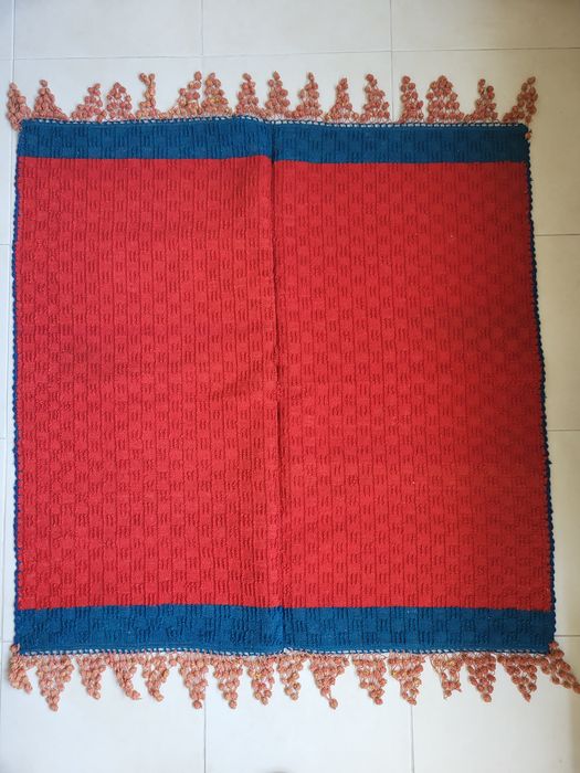 Автентични вълнени престилки, памучни месали и др. от Скрина на баба