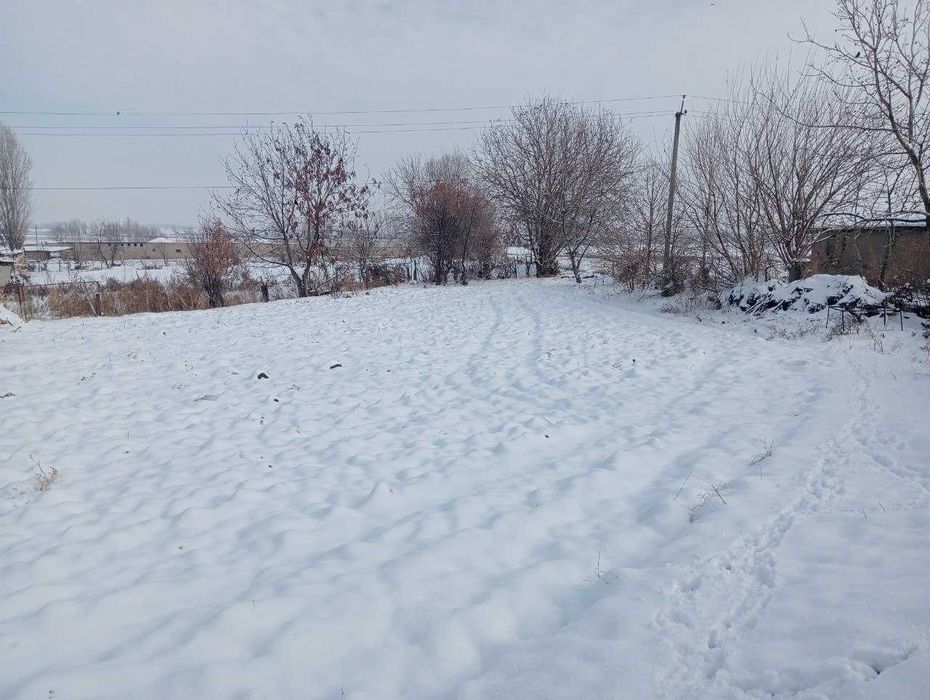 Участка сотилади, курук ерни узи 10-соток