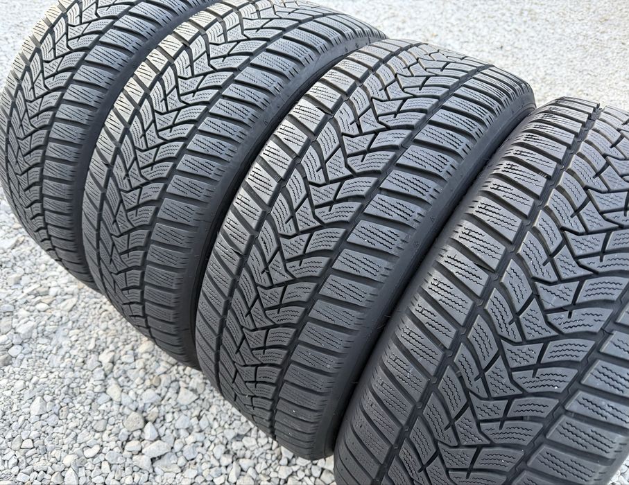 Зимни гуми Dunlop 205/50/17, Dot: 15/22