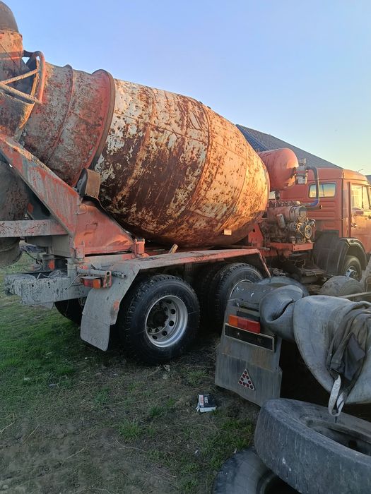 Продам миксер Автобетоносмеситель