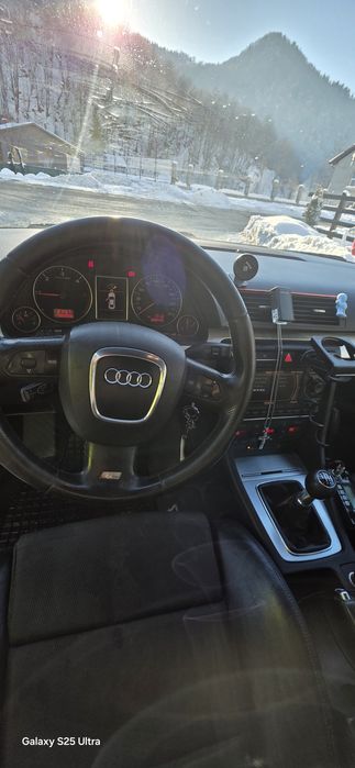Vând Audi A4 b7 S-line