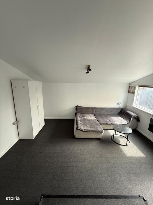 Casa tip duplex la intrare in Ipotesti