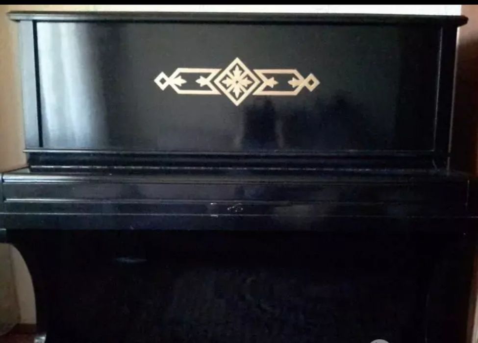 Продам пианино 5 этаж