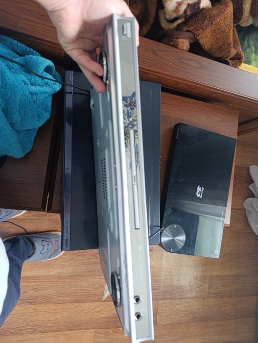 Продам блюрей Самсунг и lg