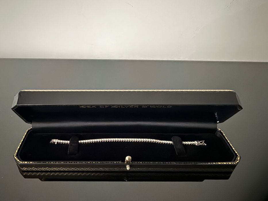 Тенис гривна с диаманти