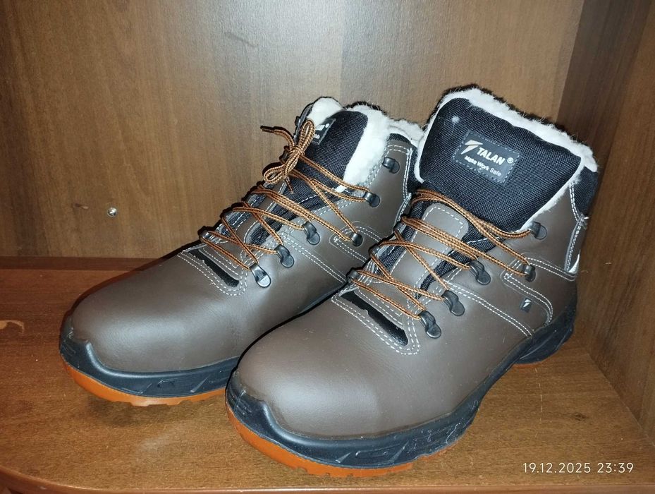 Новые ботинки. Зима