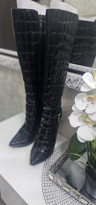 Лаковые сапоги 35