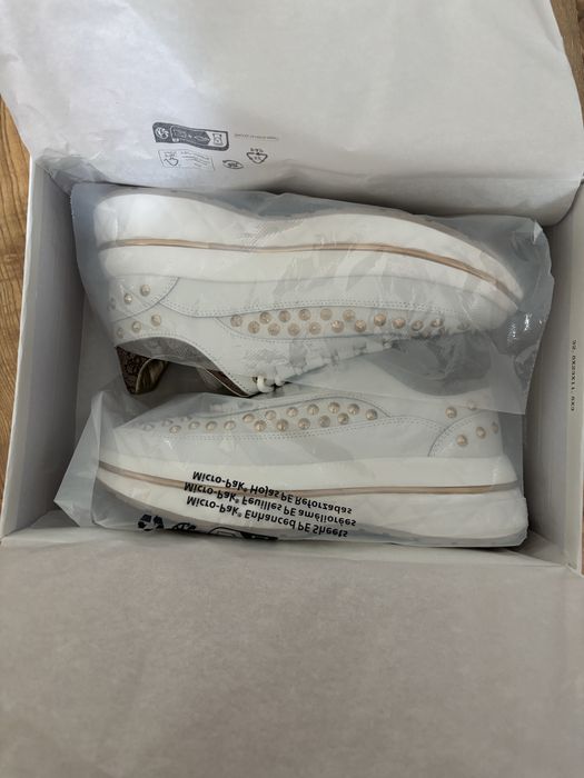 Нови оригинални обувки Guess, 39 номер