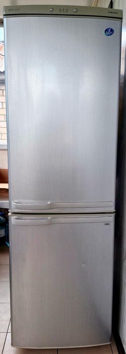 Продам холодильник Samsung