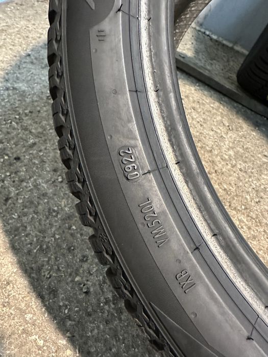 Гуми 255/35/18 PIRELLI Cinturato All Season