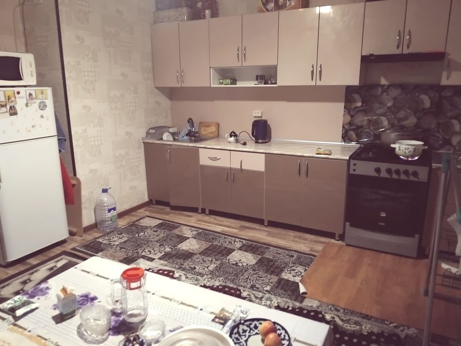 Узок муддатли ижарага 1та хона 2та студент или иши бор кизларга кварти