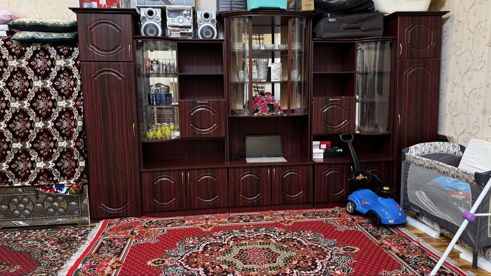 Продается стенку