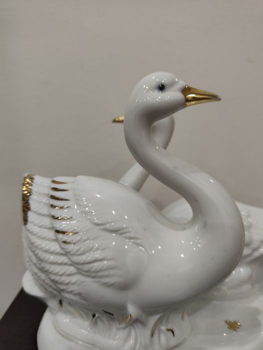 Голяма испанска порцеланова фигура Лебеди – Porcelanas M. Requena
