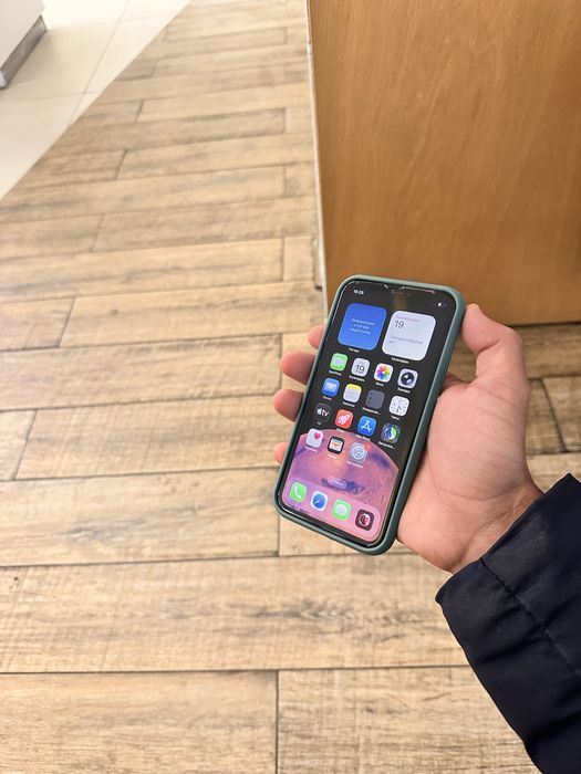 iPhone 11 продается без ремонта срочно