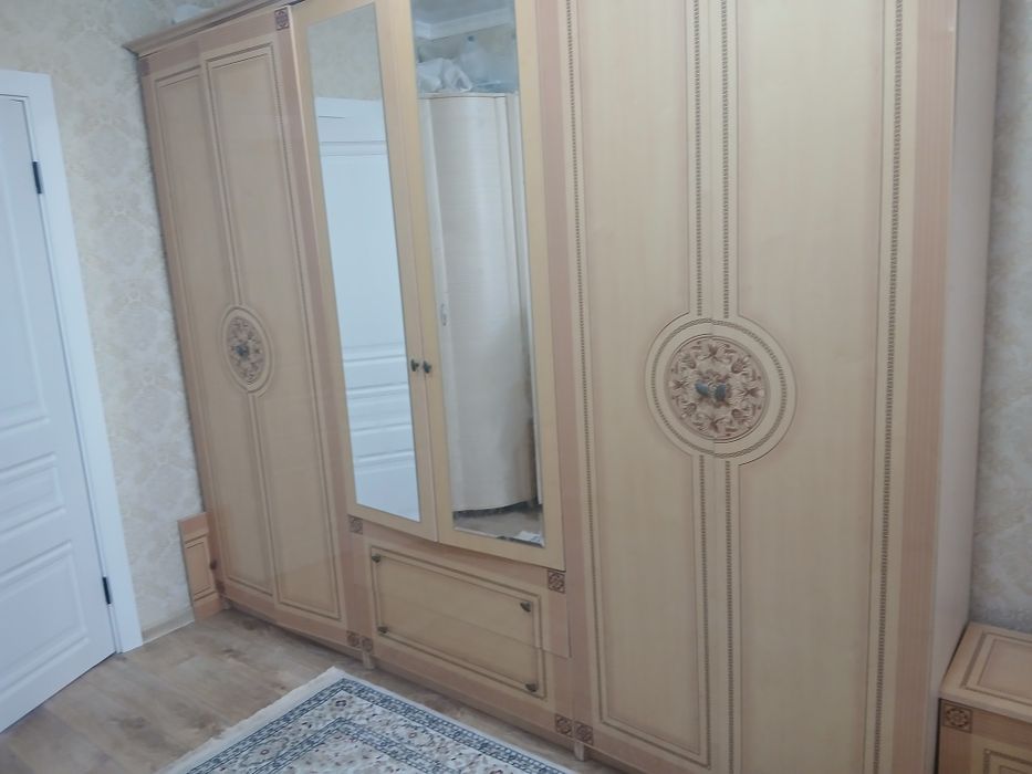 Спальный гарнитур !!!