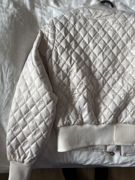 Guess - дамско яке