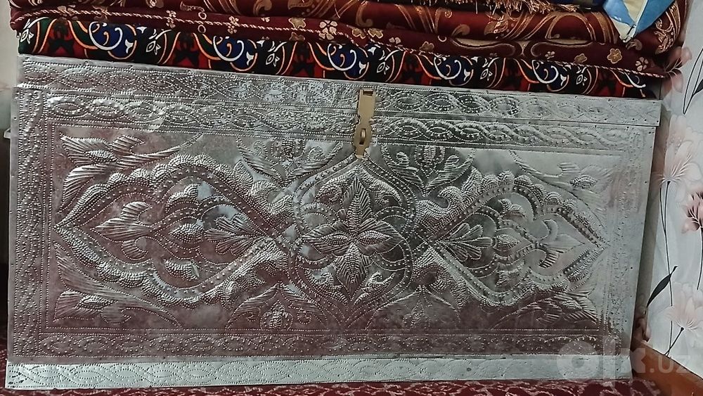 Sandiq sotiladi.