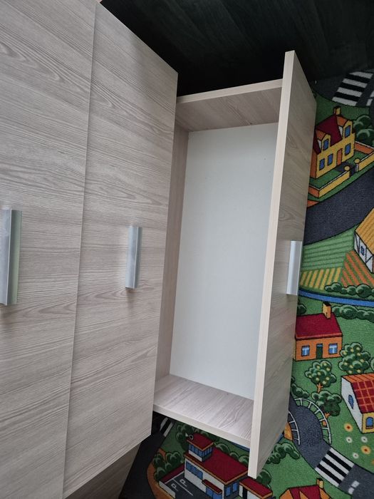 Гардероб  с надстройка и шкаф